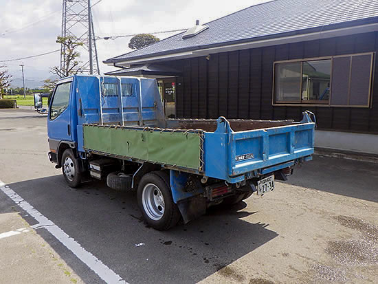 ３ｔダンプトラック